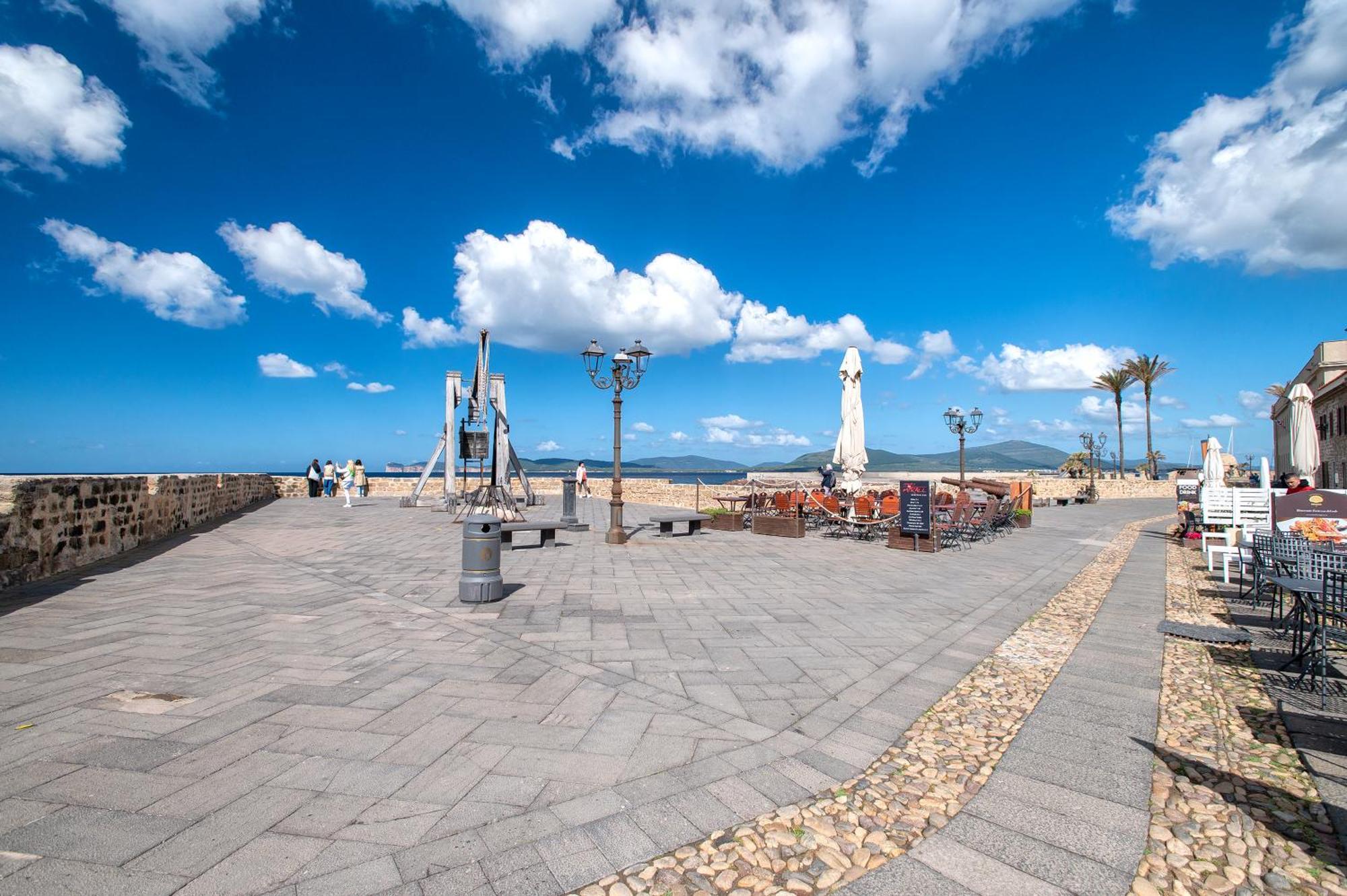 Centro Storico - Fronte Mare - Aquasale Apartment Alghero Exterior photo