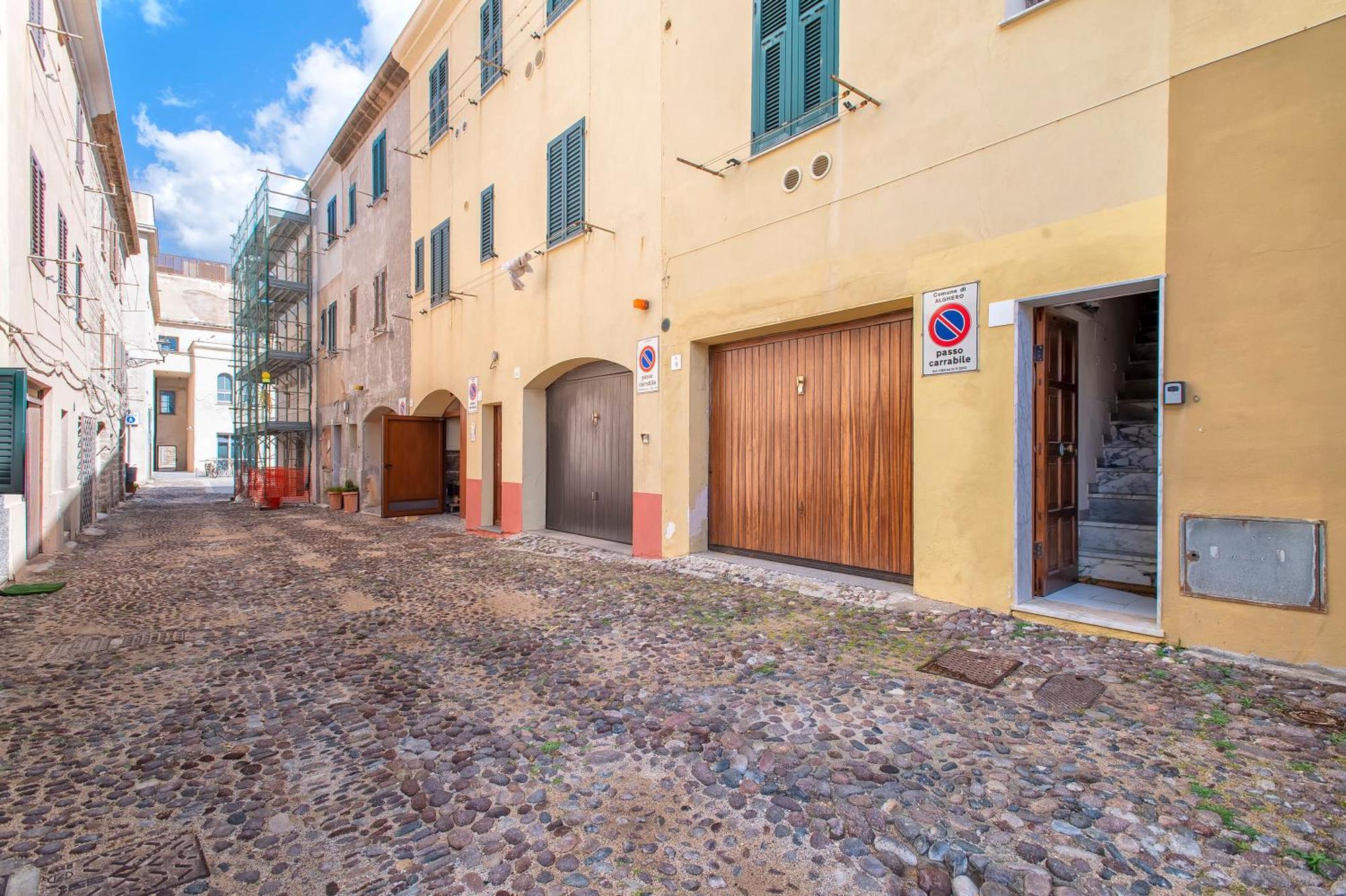 Centro Storico - Fronte Mare - Aquasale Apartment Alghero Exterior photo